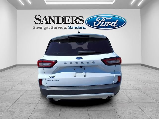 Certified 2024 Ford Escape Active FWD image 3