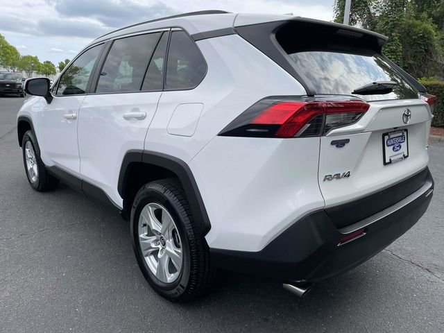 Used 2021 Toyota RAV4 XLE FWD image 4