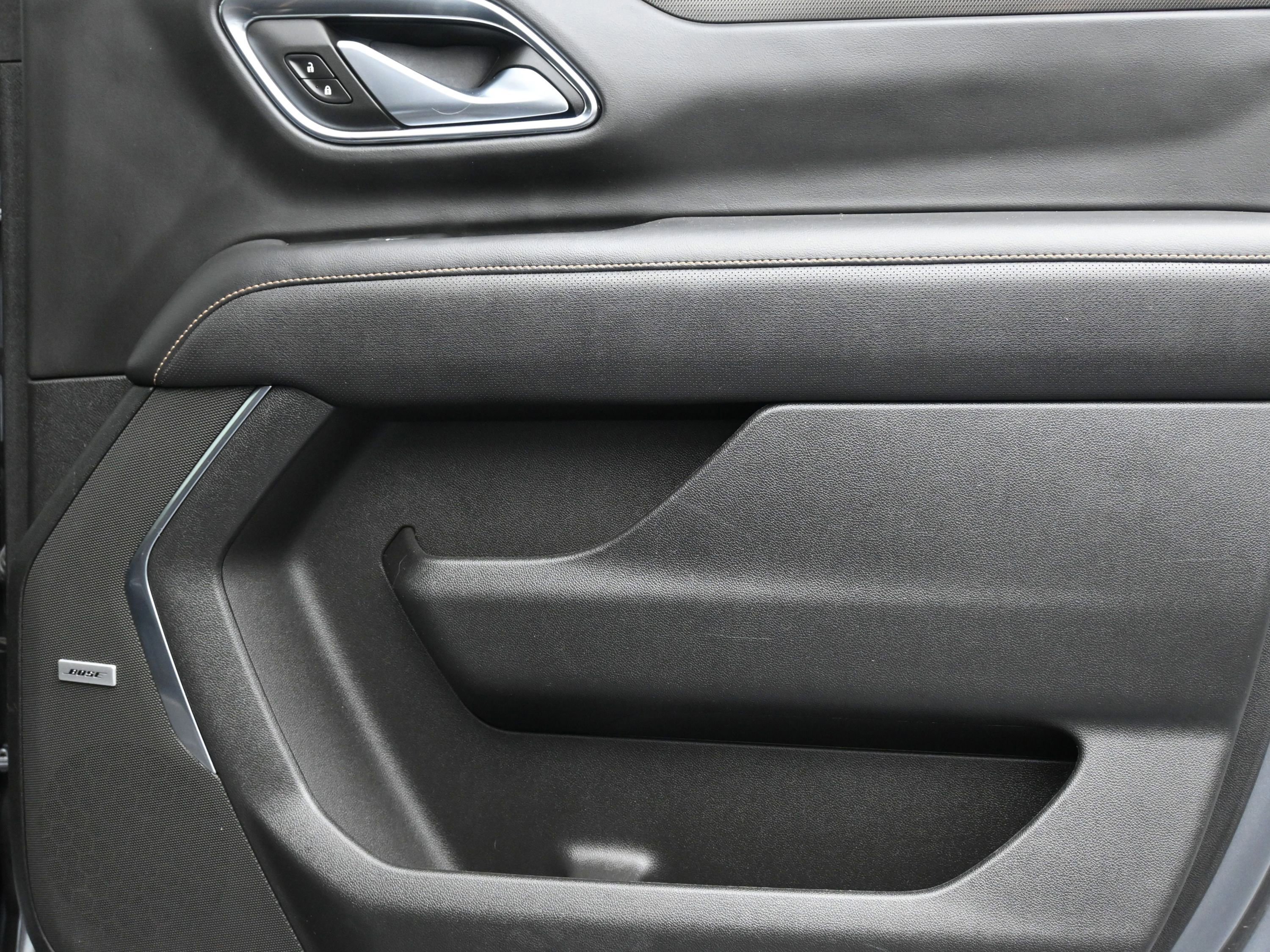 Used 2022 GMC Yukon XL AT4 image 26