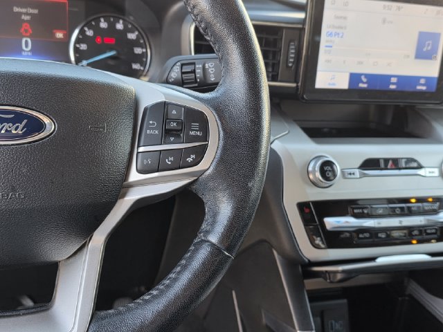 Certified 2022 Ford Explorer XLT w/ Equipment Group 202A RWD image 27