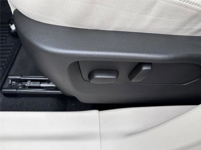 Used 2023 Buick Envision Preferred AWD/4WD image 26