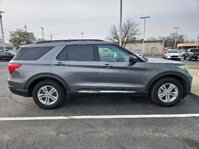 Certified 2022 Ford Explorer XLT image 6
