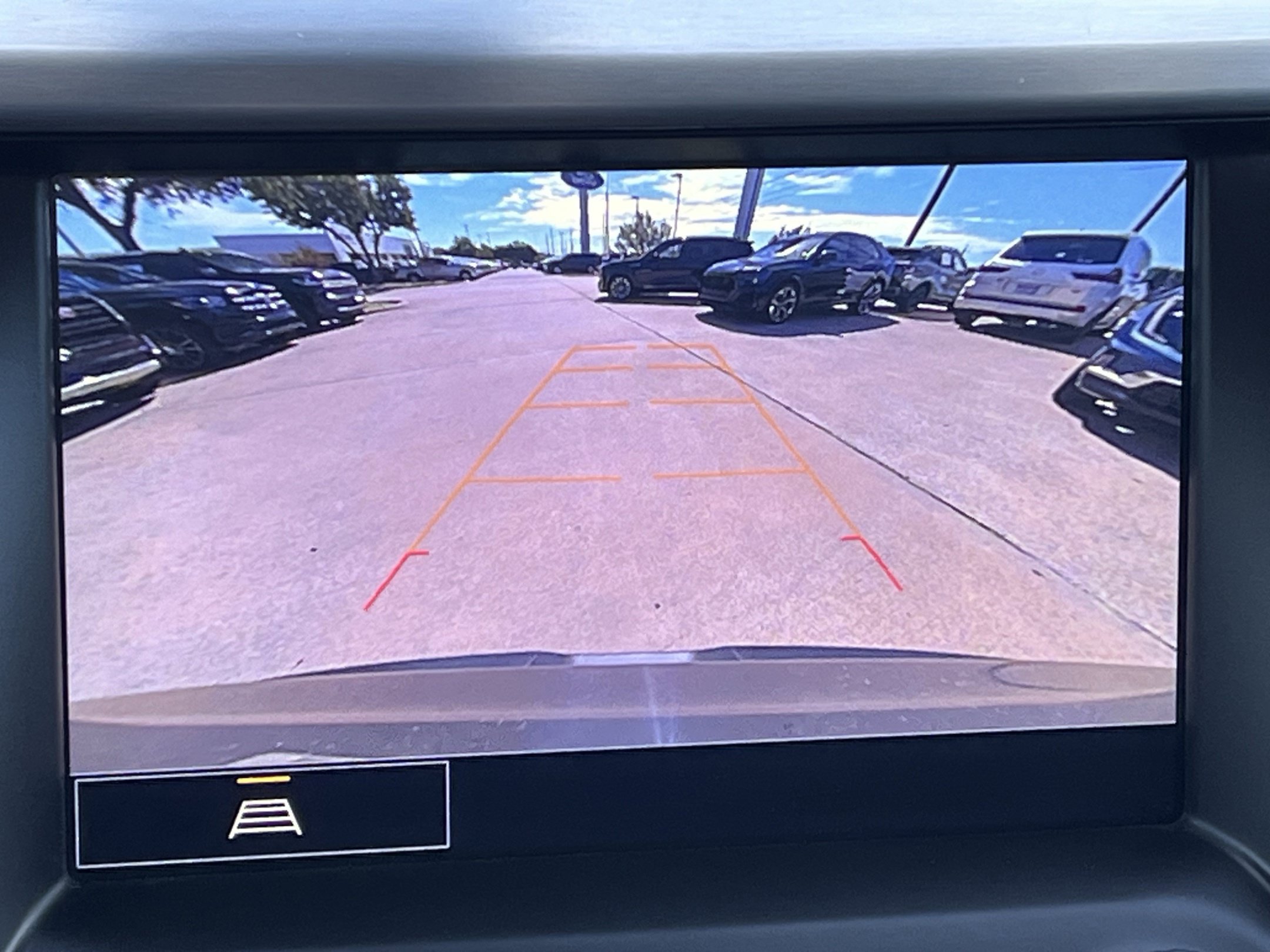 Used 2023 GMC Acadia SLT FWD image 18