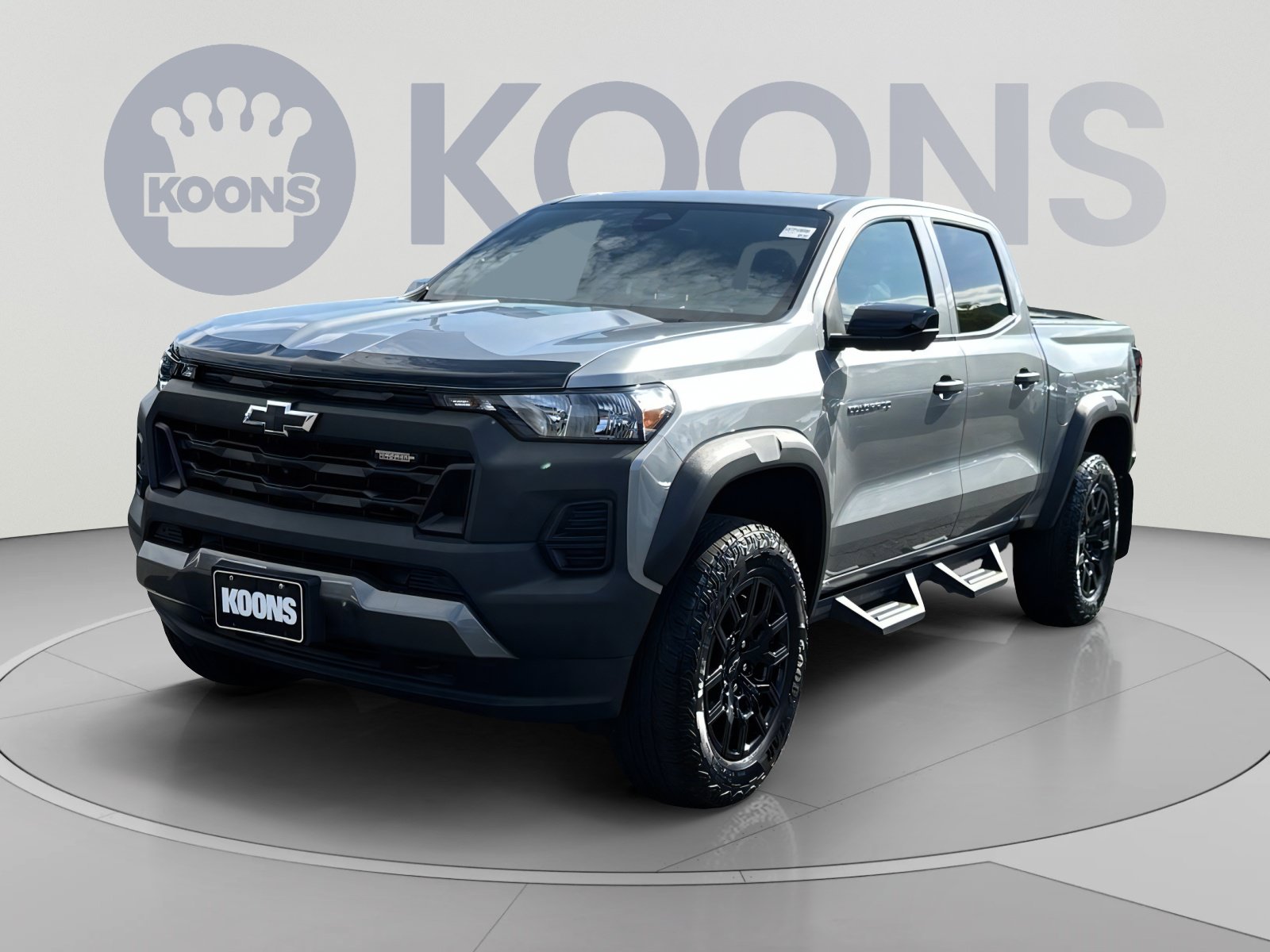 Used 2023 Chevrolet Colorado Trail Boss w/ Technology Package AWD/4WD image 5