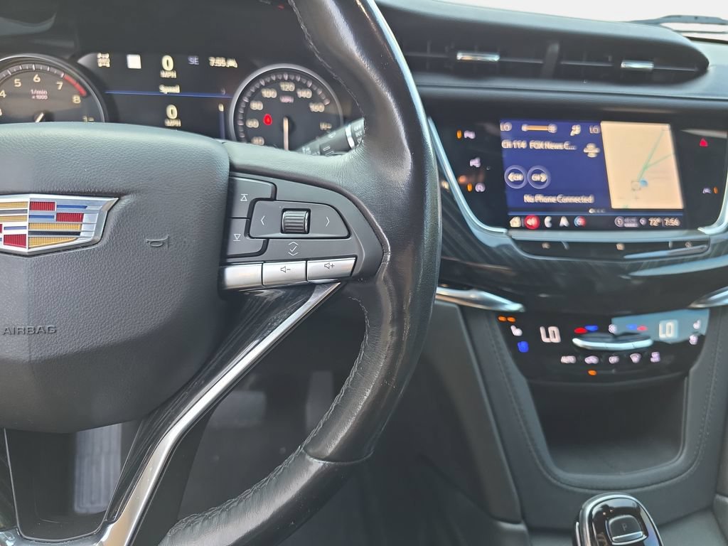 Used 2021 Cadillac XT6 Premium Luxury AWD/4WD image 16