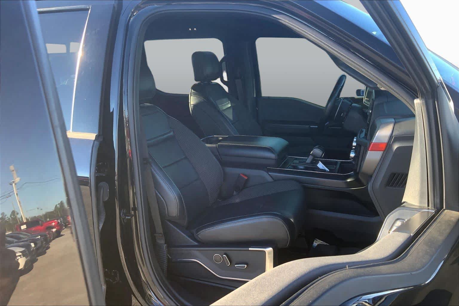 Certified 2022 Ford F150 Raptor AWD/4WD image 9