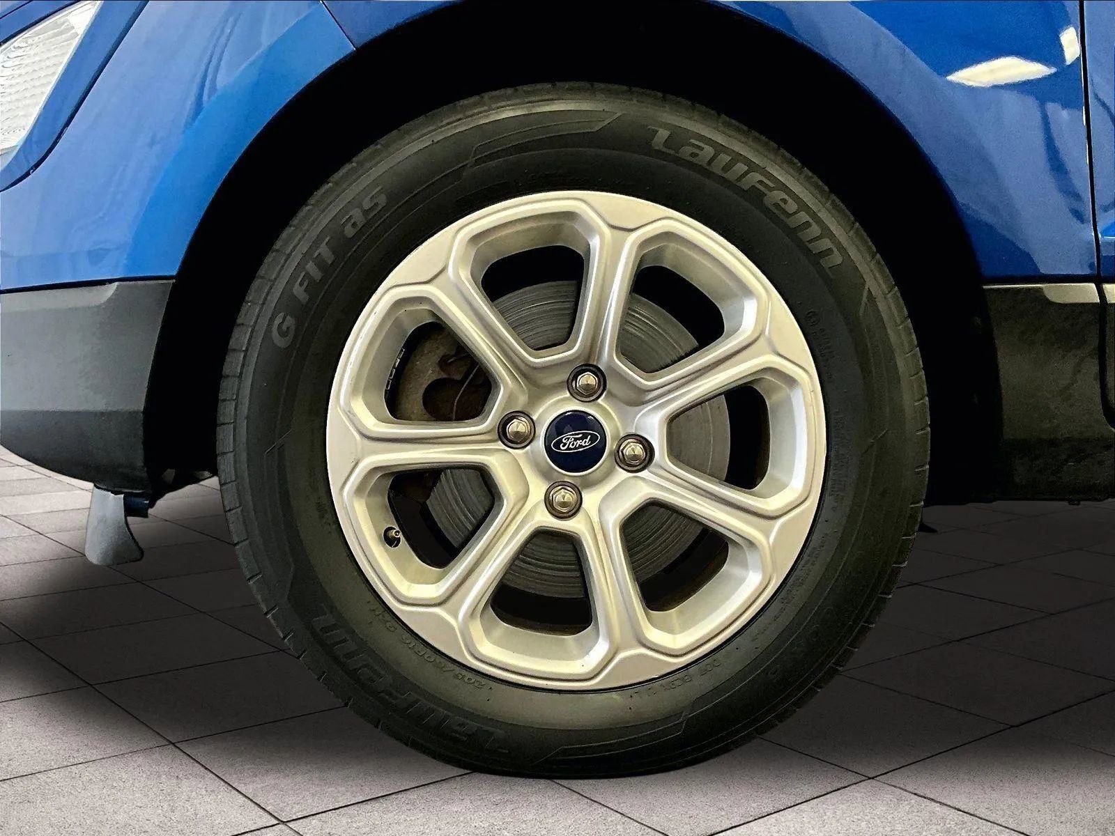 Certified 2019 Ford EcoSport SE image 8