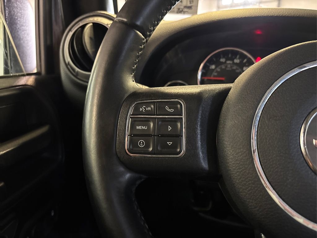 Used 2017 Jeep Wrangler Sport w/ Quick Order Package 24S AWD/4WD image 32