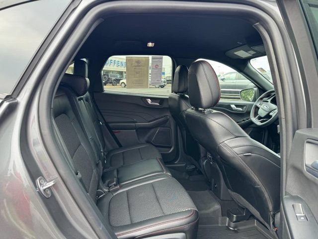 Certified 2024 Ford Escape ST-Line w/ Tech Pack #1 AWD/4WD image 10