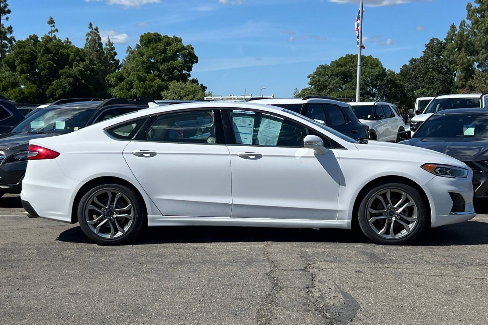 Certified 2020 Ford Fusion SEL FWD image 3