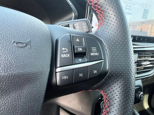 Certified 2024 Ford Escape ST-Line w/ Tech Pack #1 AWD/4WD image 9
