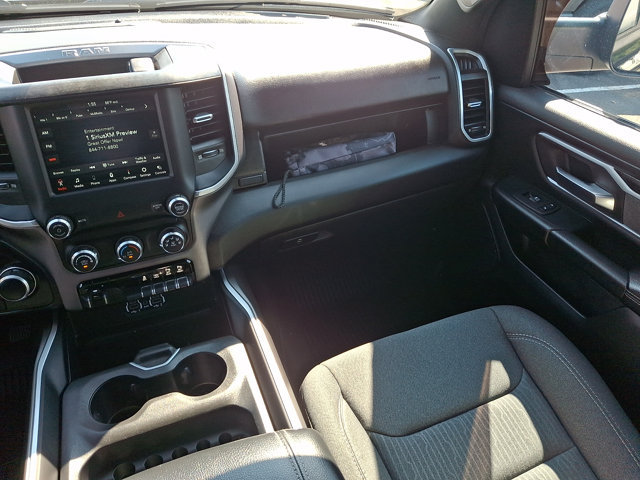 Used 2021 RAM 1500 4x4 Crew Cab image 17