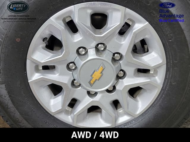 Used 2024 Chevrolet Silverado 2500 LT w/ Snow Plow Prep/Camper Package AWD/4WD image 11