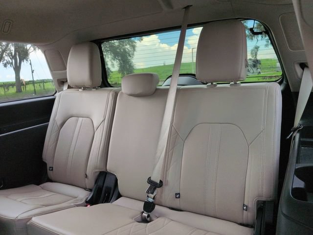 Certified 2023 Ford Expedition Platinum AWD/4WD image 15