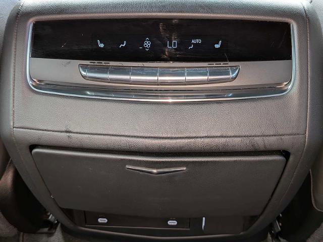 Used 2022 Cadillac Escalade Premium Luxury image 31