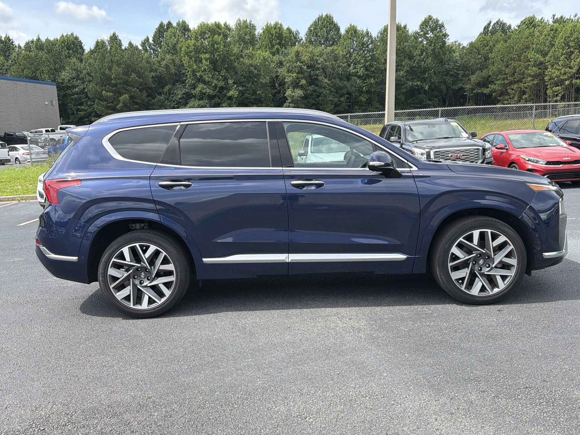 Used 2023 Hyundai Santa Fe Calligraphy w/ Cargo Package FWD image 22