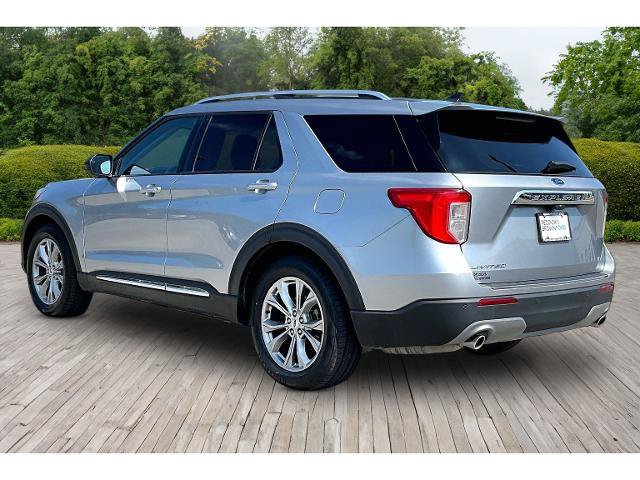 Certified 2024 Ford Explorer Limited RWD image 4