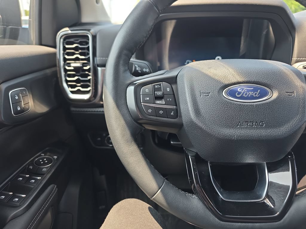 Certified 2024 Ford Ranger Lariat w/ FX4 Off-Road Package AWD/4WD image 28