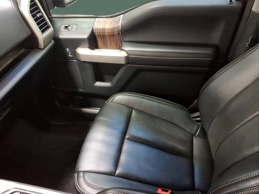 Certified 2019 Ford F150 Lariat w/ Equipment Group 502A Luxury AWD/4WD image 24