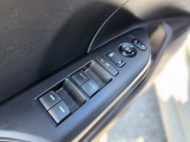 Used 2021 Honda Civic EX-L image 17
