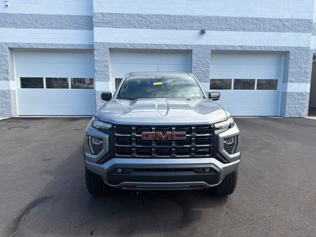 Used 2025 GMC Canyon AT4 AWD/4WD image 10