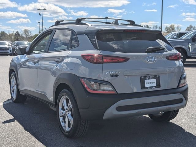 Used 2022 Hyundai Kona SEL image 3