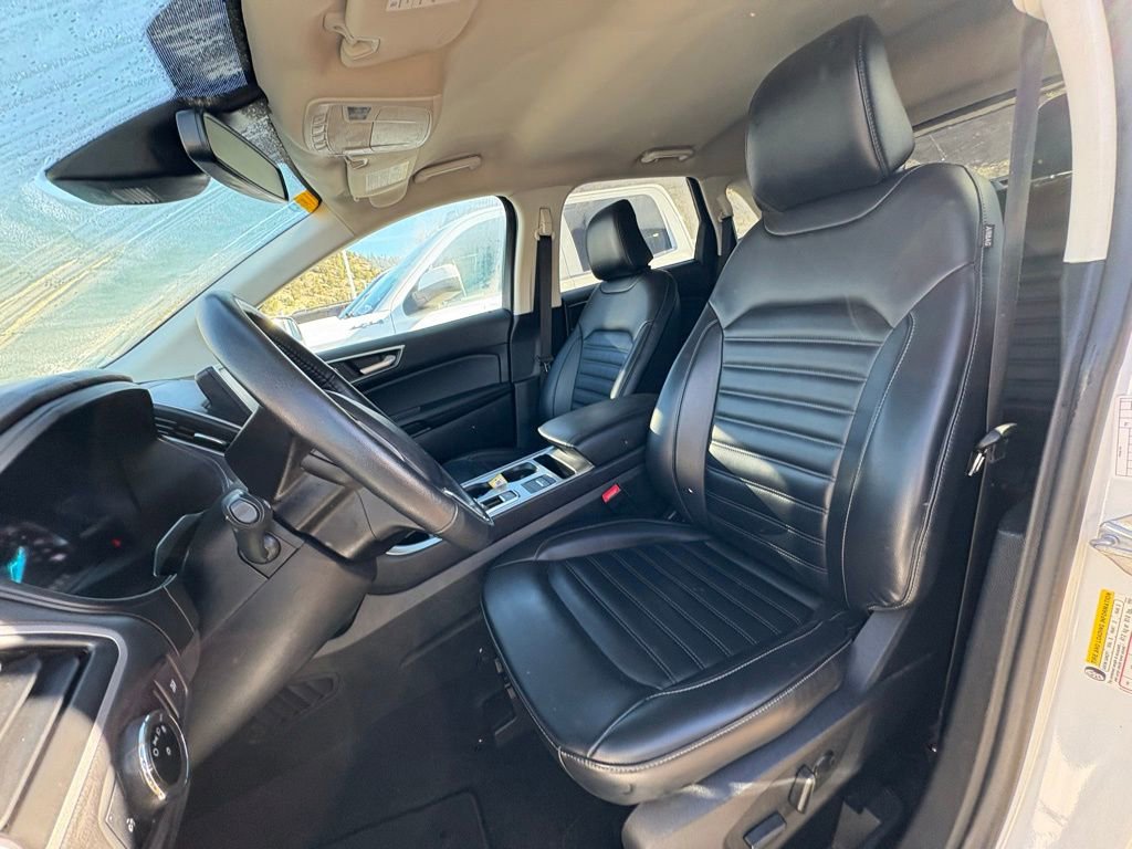 Certified 2024 Ford Edge SEL image 9