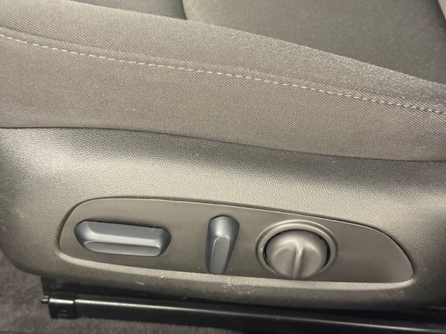 Used 2024 Chevrolet Malibu LT FWD image 14