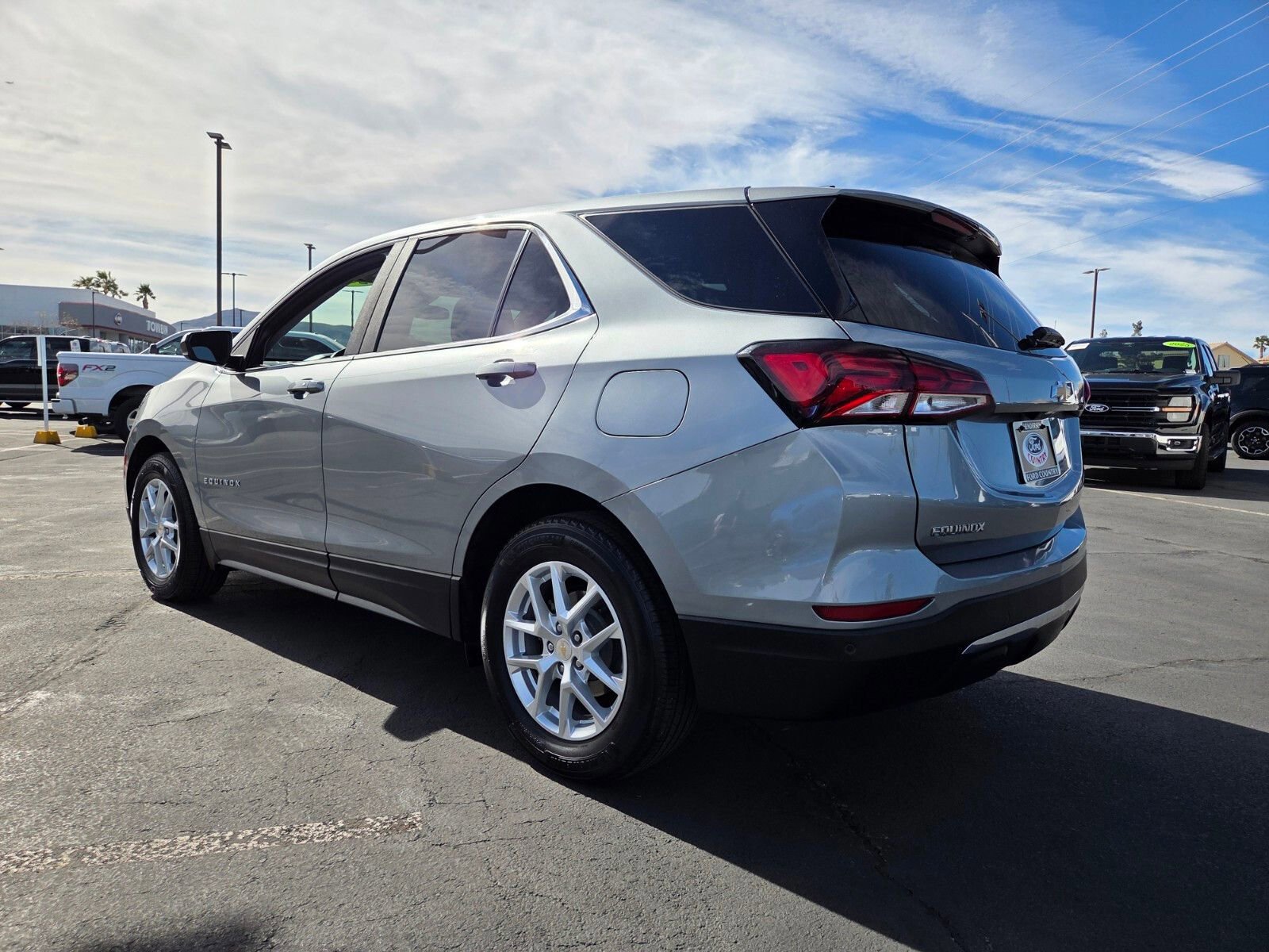 Used 2024 Chevrolet Equinox LT image 3