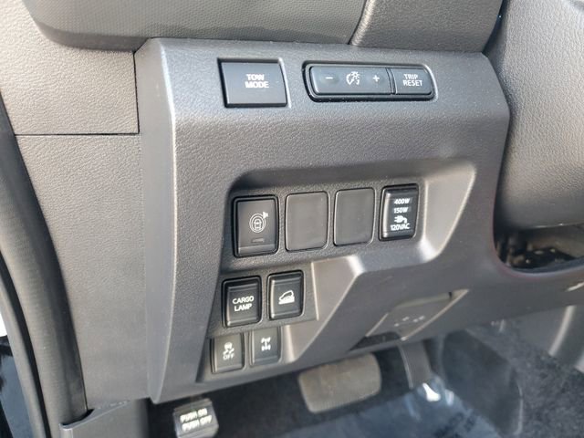 Used 2024 Nissan Frontier PRO-4X w/ Pro Premium Package image 19