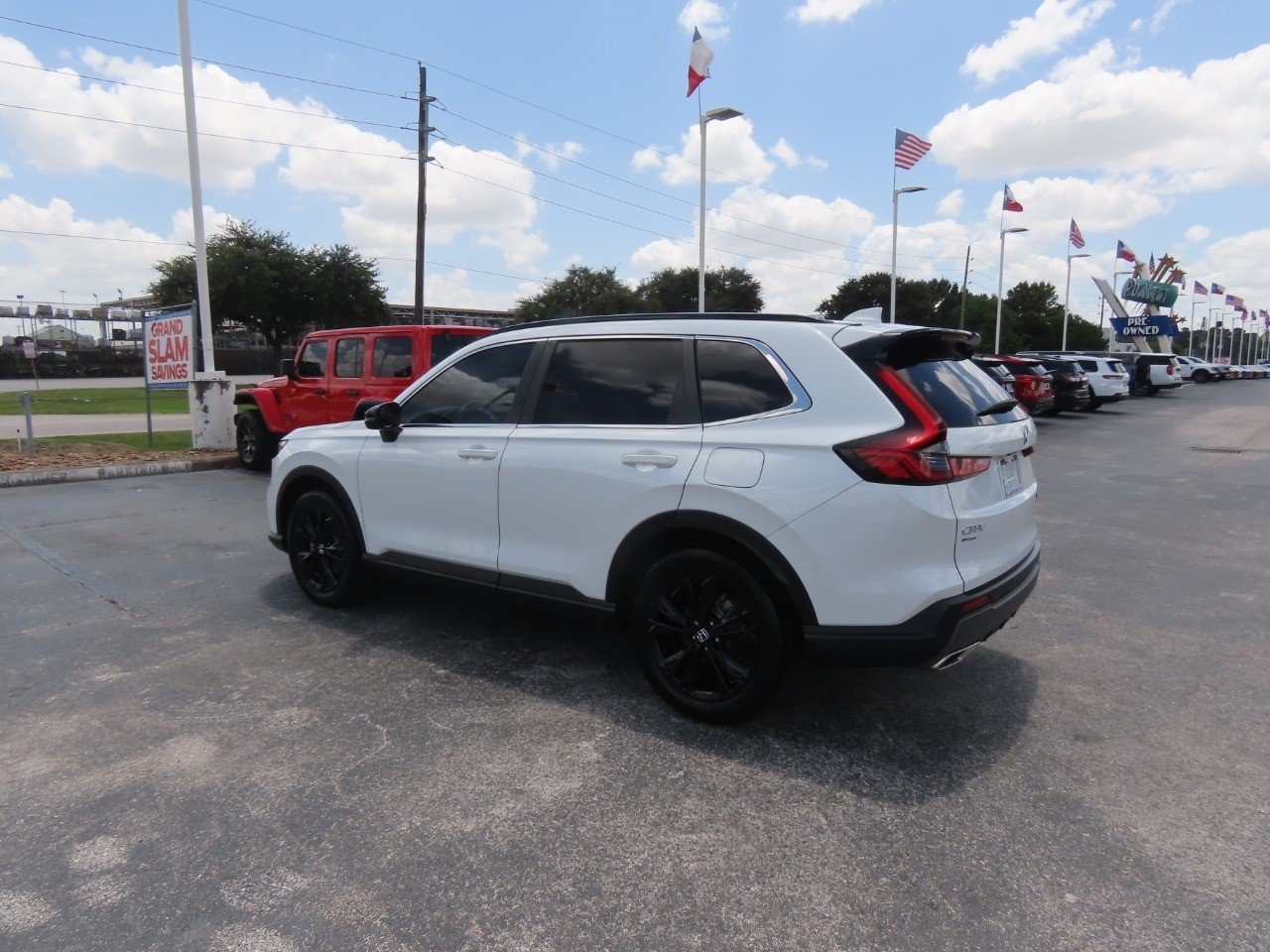 Used 2025 Honda CR-V Sport Touring image 17