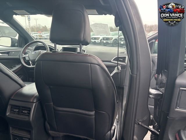 Certified 2024 Ford Edge ST-Line AWD/4WD image 31