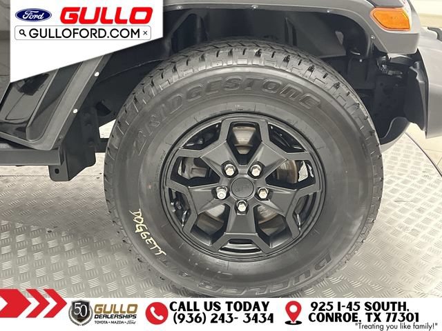 Used 2023 Jeep Gladiator Sport AWD/4WD image 29