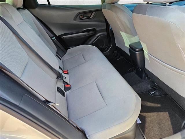 Used 2024 Toyota Prius LE FWD image 18