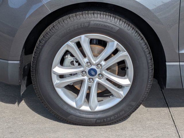 Certified 2019 Ford Edge SEL FWD image 11