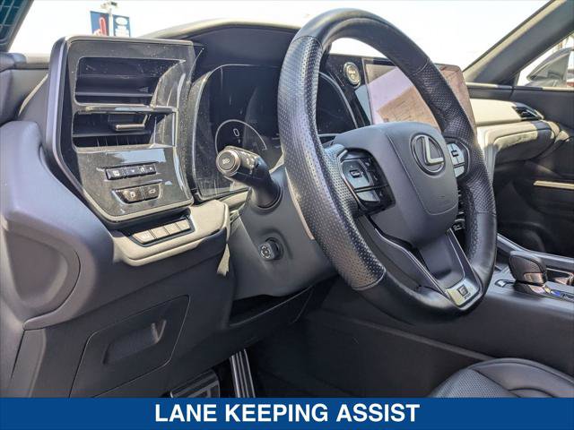 Used 2025 Lexus TX 500h AWD w/ Technology Package image 12