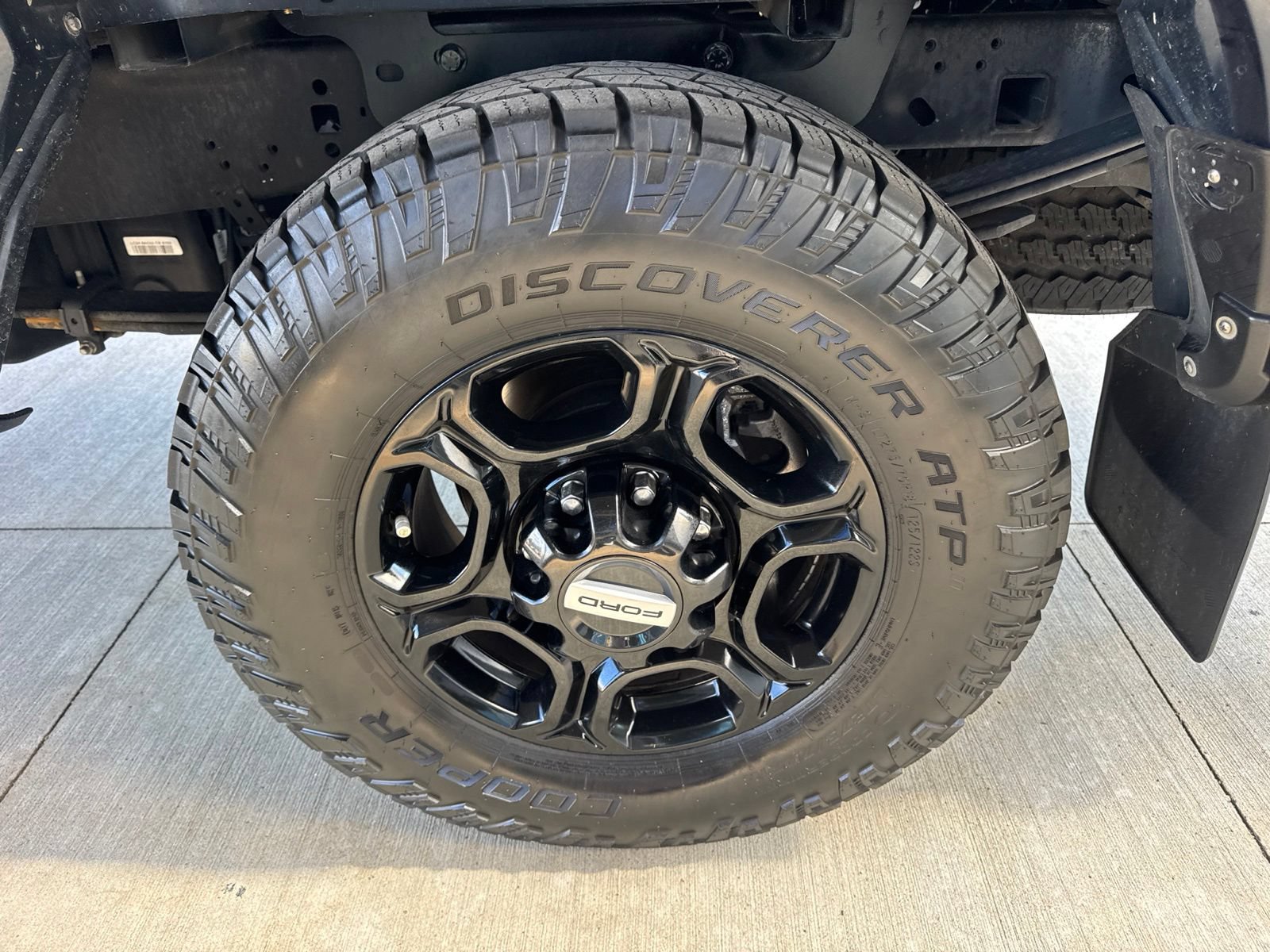 Certified 2023 Ford F250 XL w/ STX Appearance Package AWD/4WD image 27