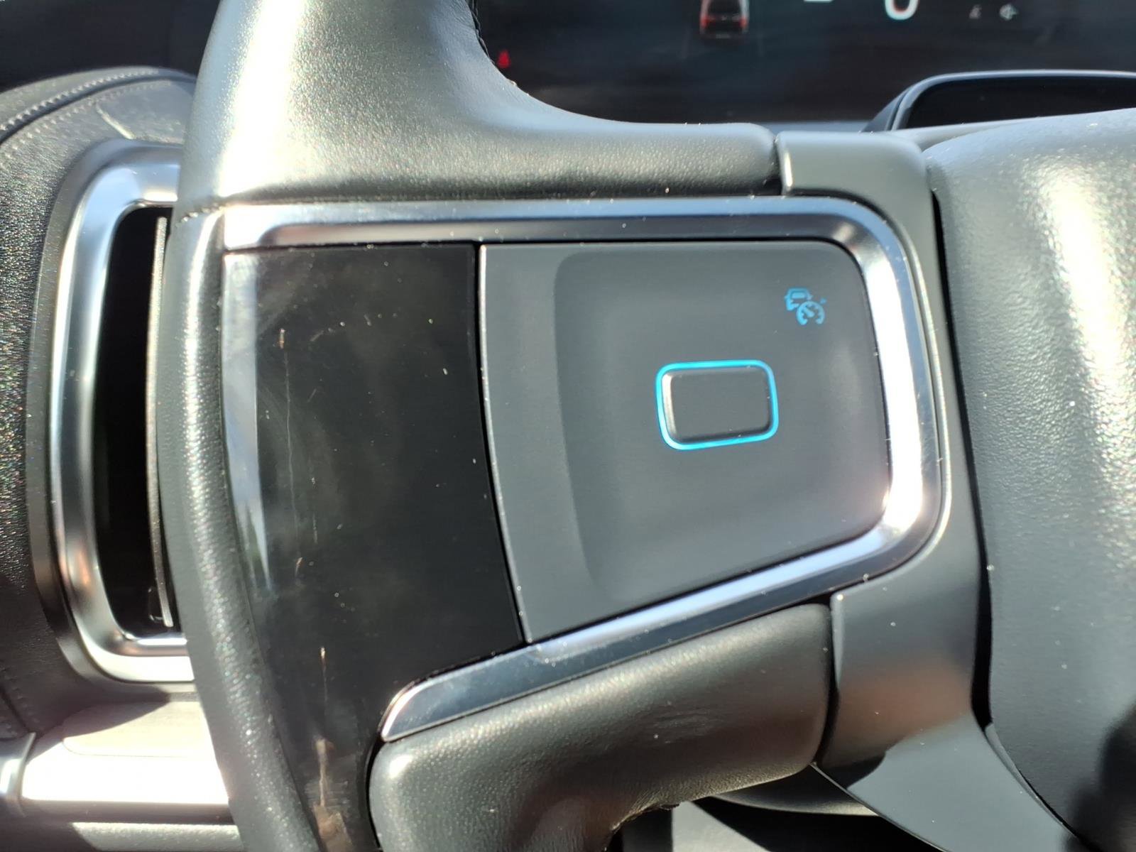 Certified 2025 Ford Expedition Platinum AWD/4WD image 13