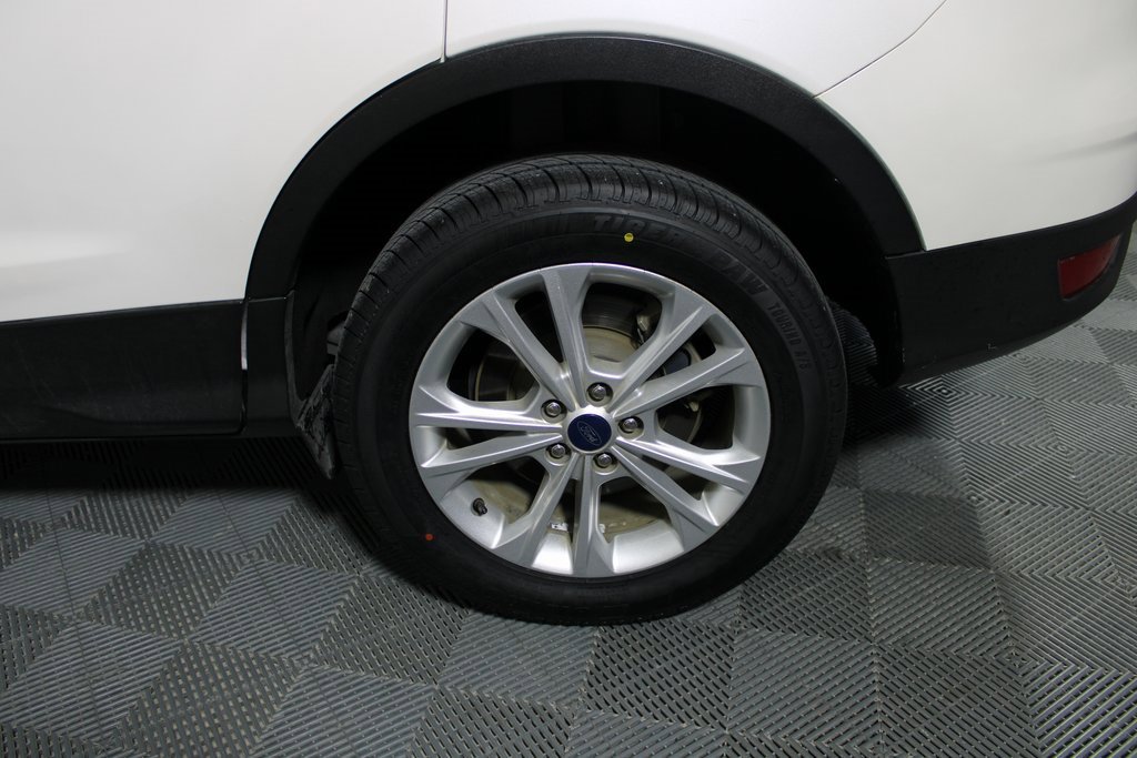 Certified 2019 Ford Escape SEL image 22