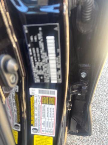 Used 2021 Toyota Highlander Limited FWD image 13