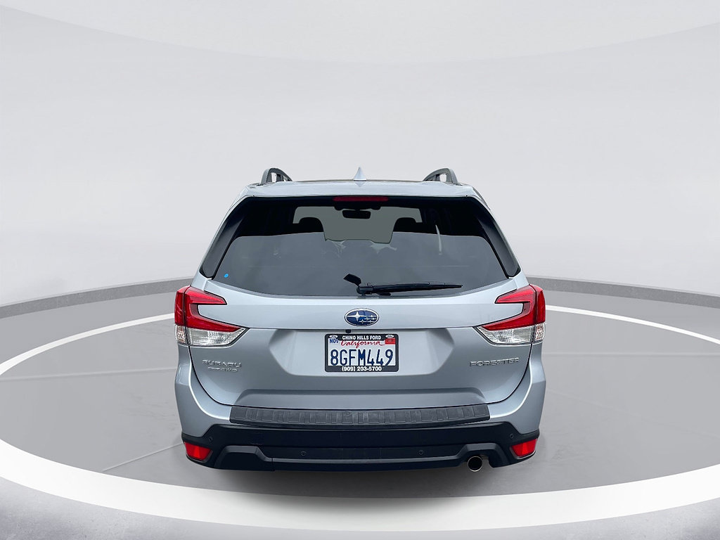 Used 2019 Subaru Forester Limited AWD/4WD image 5
