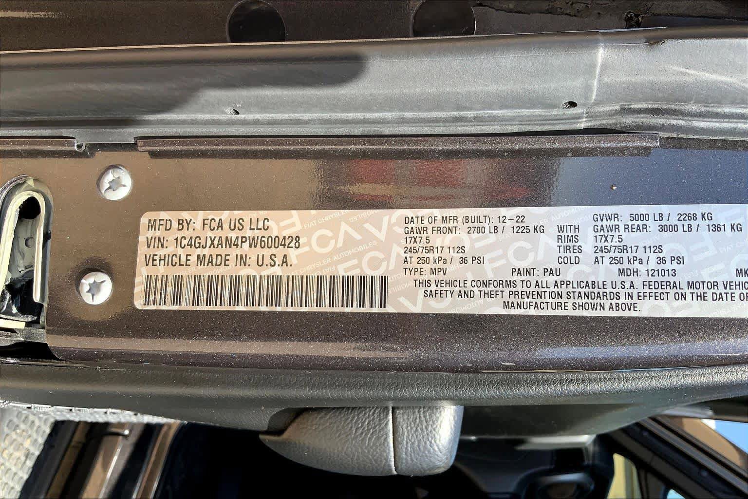 Used 2023 Jeep Wrangler Sport AWD/4WD image 35