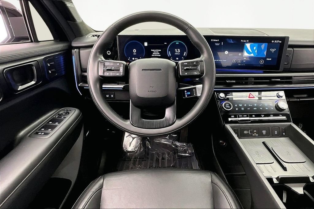 Used 2025 Hyundai Santa Fe Calligraphy AWD/4WD image 5