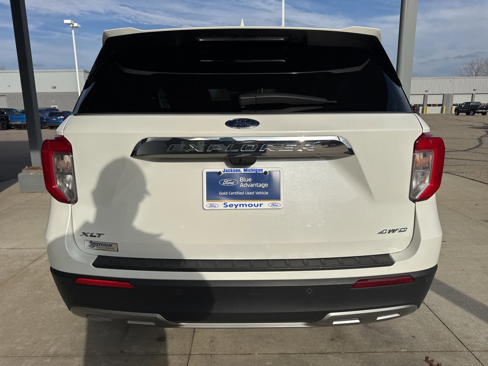 Certified 2023 Ford Explorer XLT w/ Equipment Group 202A image 3