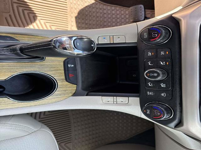 Used 2019 GMC Acadia Denali FWD image 30
