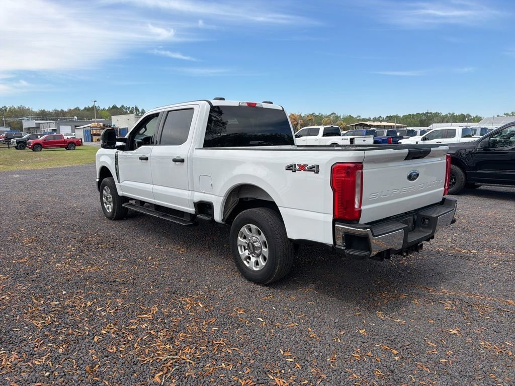 Certified 2024 Ford F250 XLT image 3