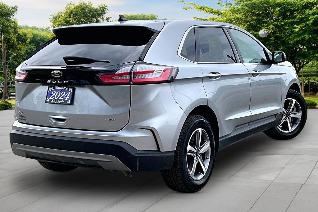 Certified 2024 Ford Edge SEL w/ Convenience Package AWD/4WD image 12