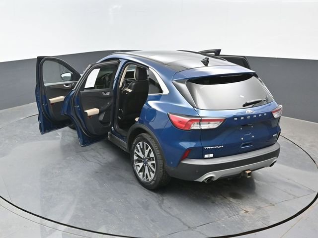 Certified 2020 Ford Escape Titanium AWD/4WD image 26