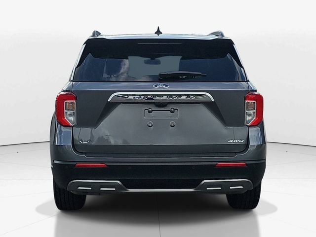 Certified 2023 Ford Explorer XLT w/ Equipment Group 202A AWD/4WD image 5