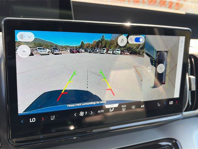 Certified 2025 Ford Expedition Active AWD/4WD image 10